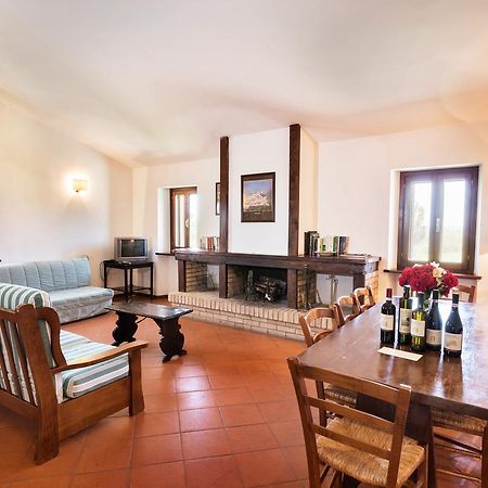 Aparthotel Casale Satriano Montefalco Exterior foto