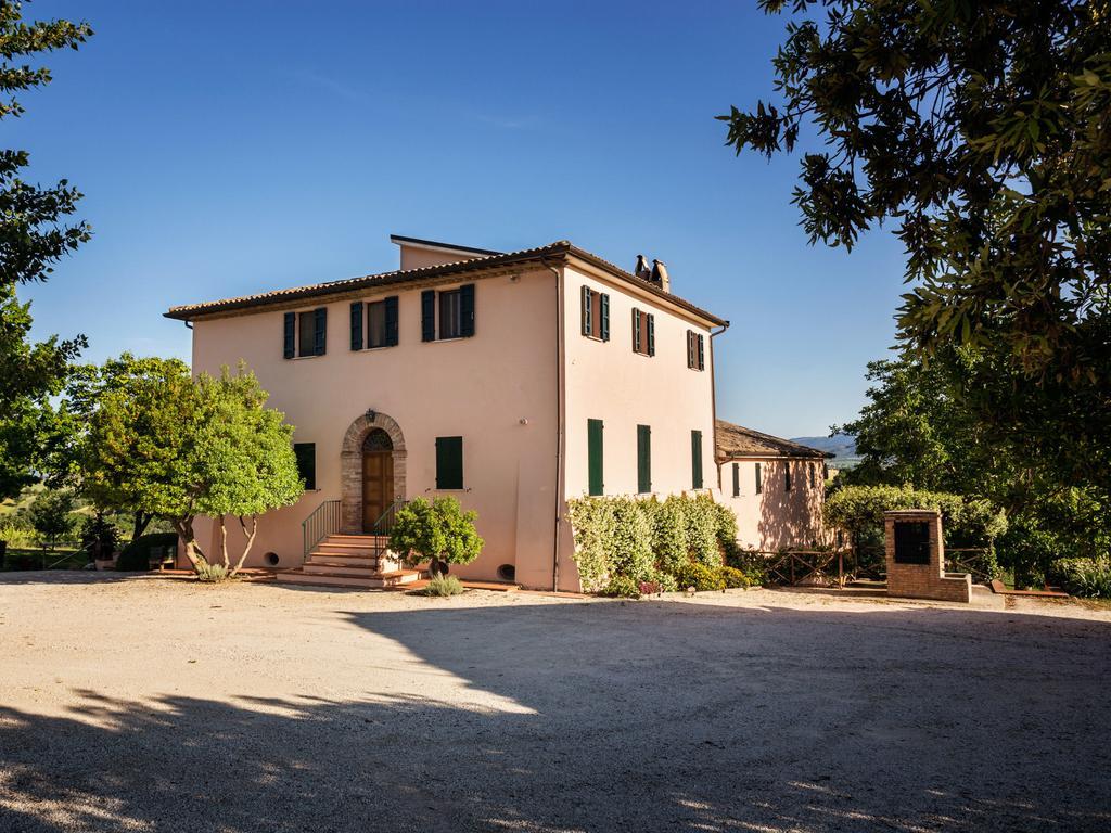 Aparthotel Casale Satriano Montefalco Exterior foto